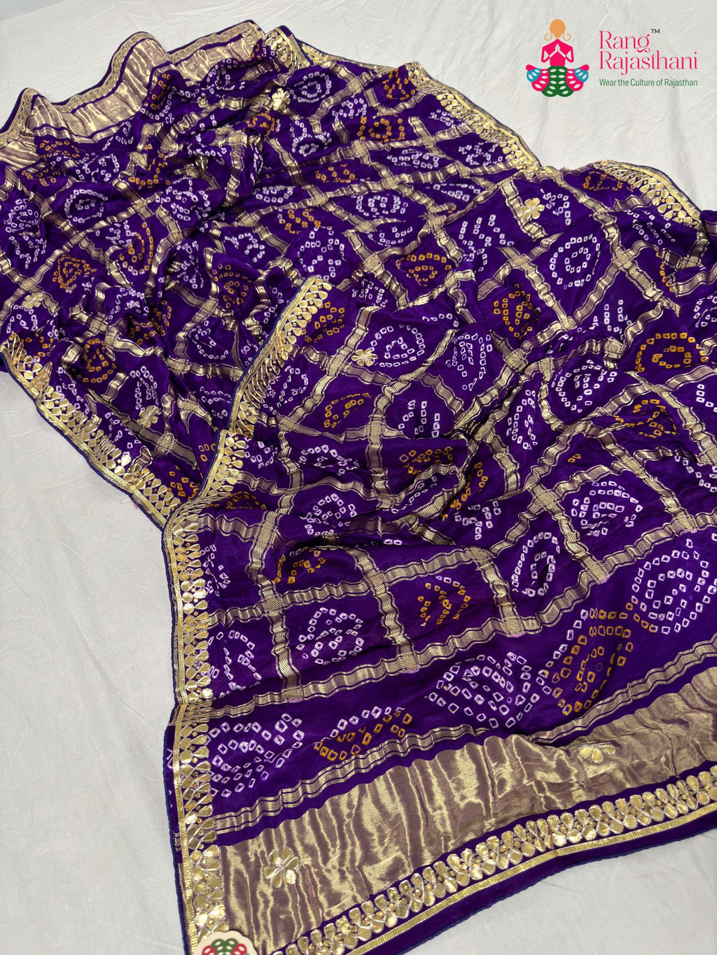 border detailing of purple gajji silk bandhani dupatta 2567
