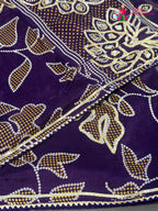 border detail of purple pure russsian silk bandhani saree