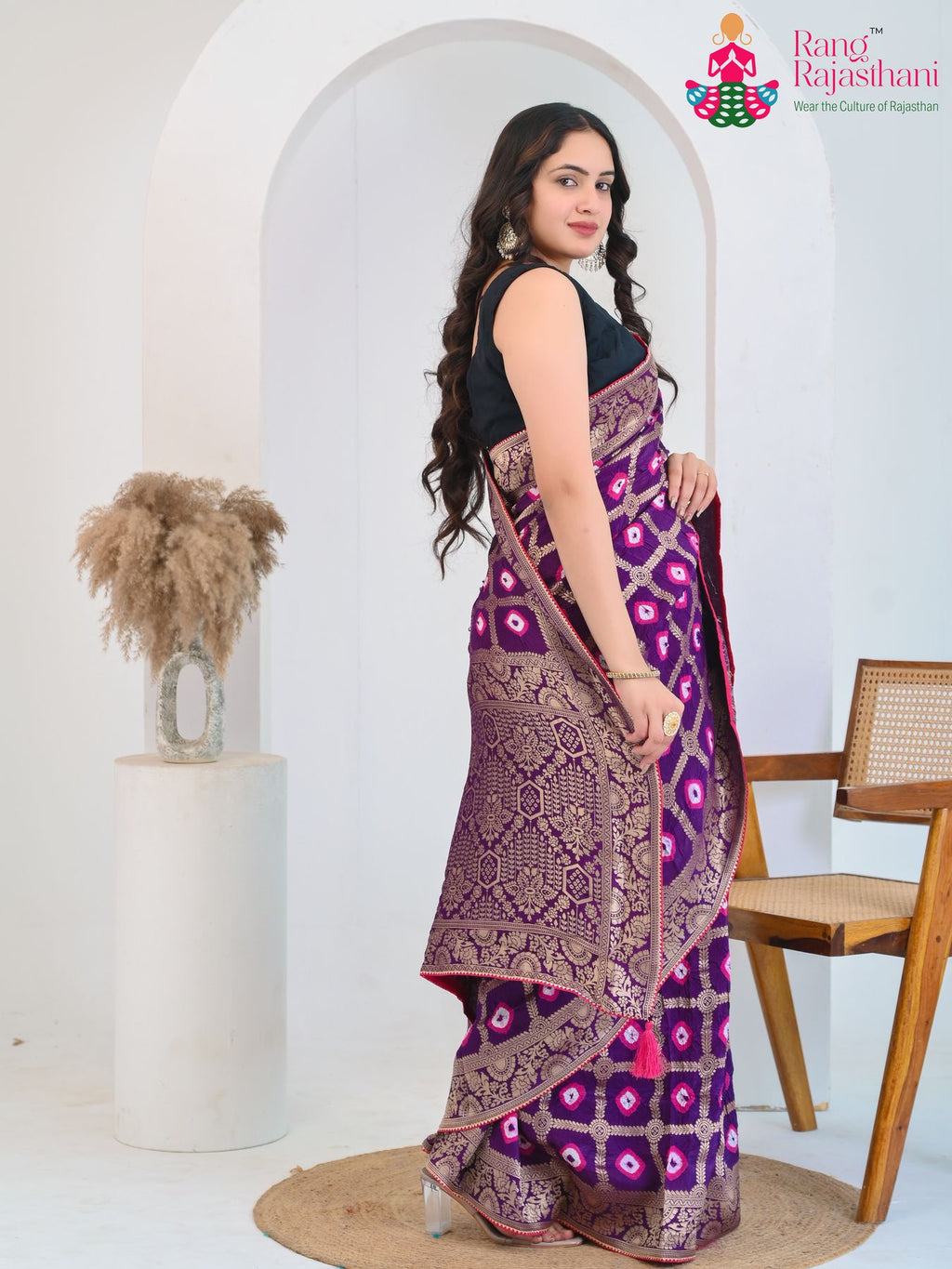Violet Pure Dola Silk Ghatchola Laddu Bandhej Saree : Regal Allure