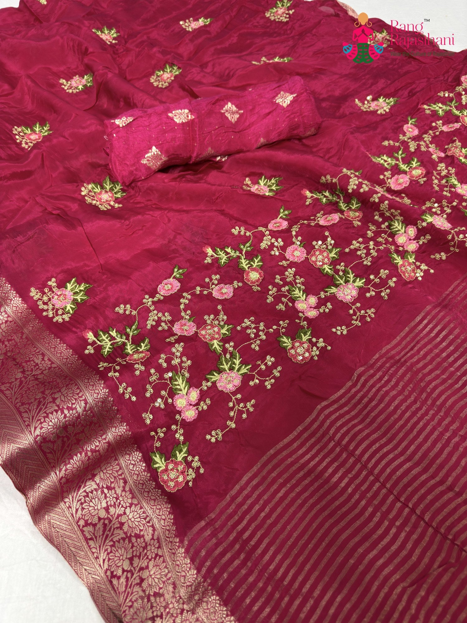 pallu detailing of rani chinnon resham embroidery saree