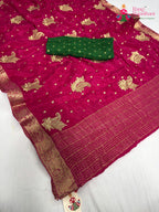 pallu detailing of rani chinnon sequin saree