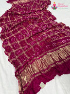 border detailing of rani gajji silk bandhani dupatta 2564