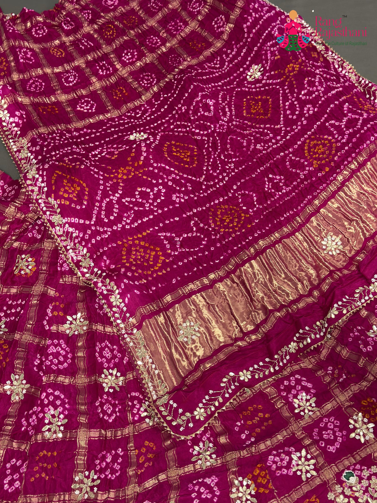lehenga flare detailing of rani gajji silk bandhani lehenga chunni