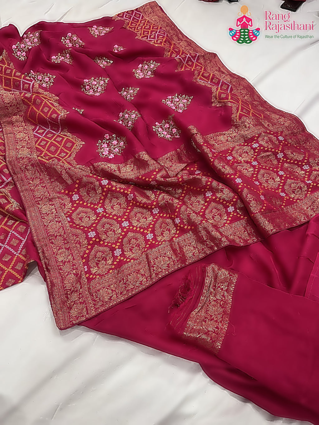 pallu detailing of rani pure Russian silk resham embroidery saree 