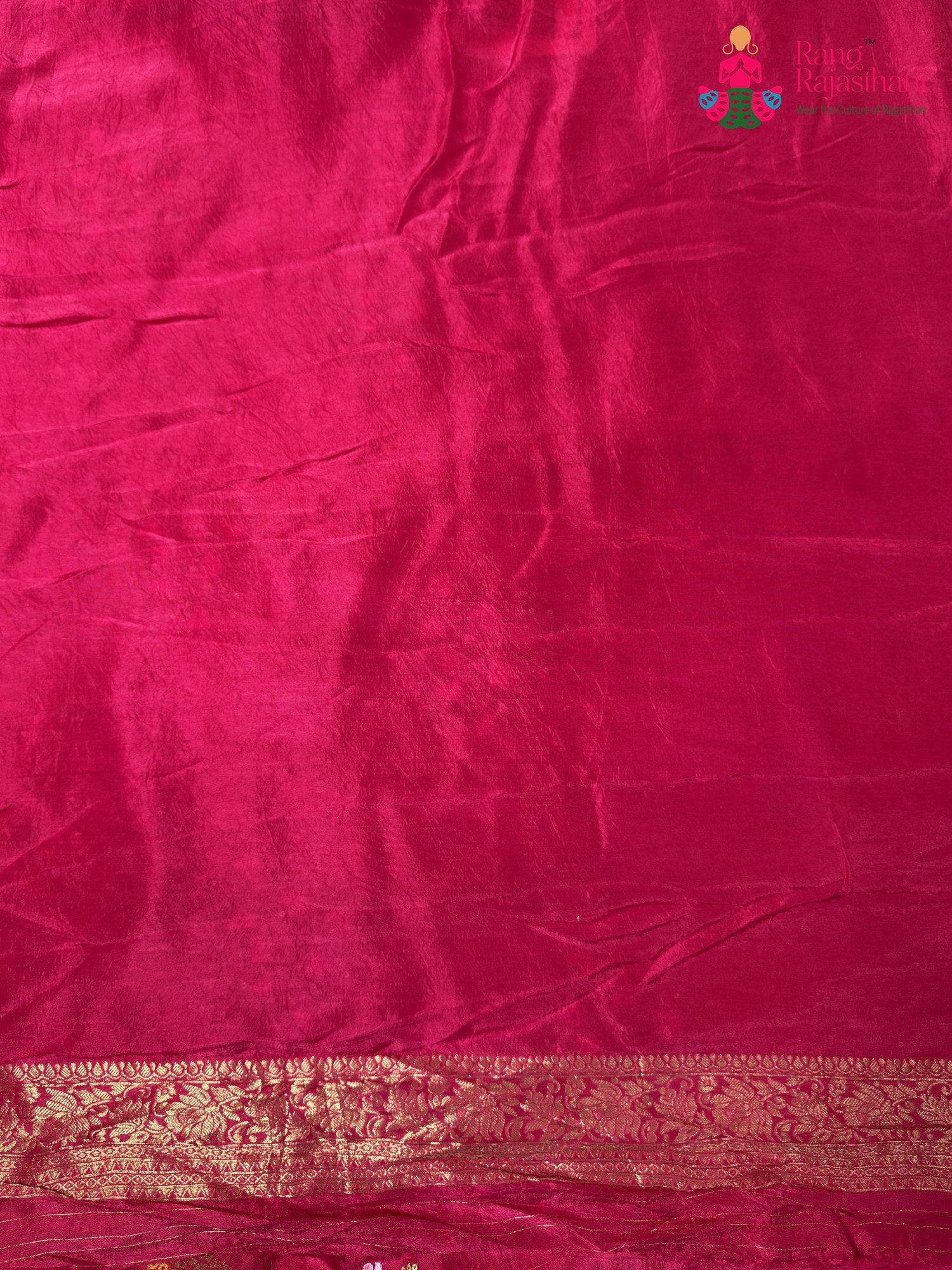 fabric texture of rani pure russsian silk resham embroidery saree
