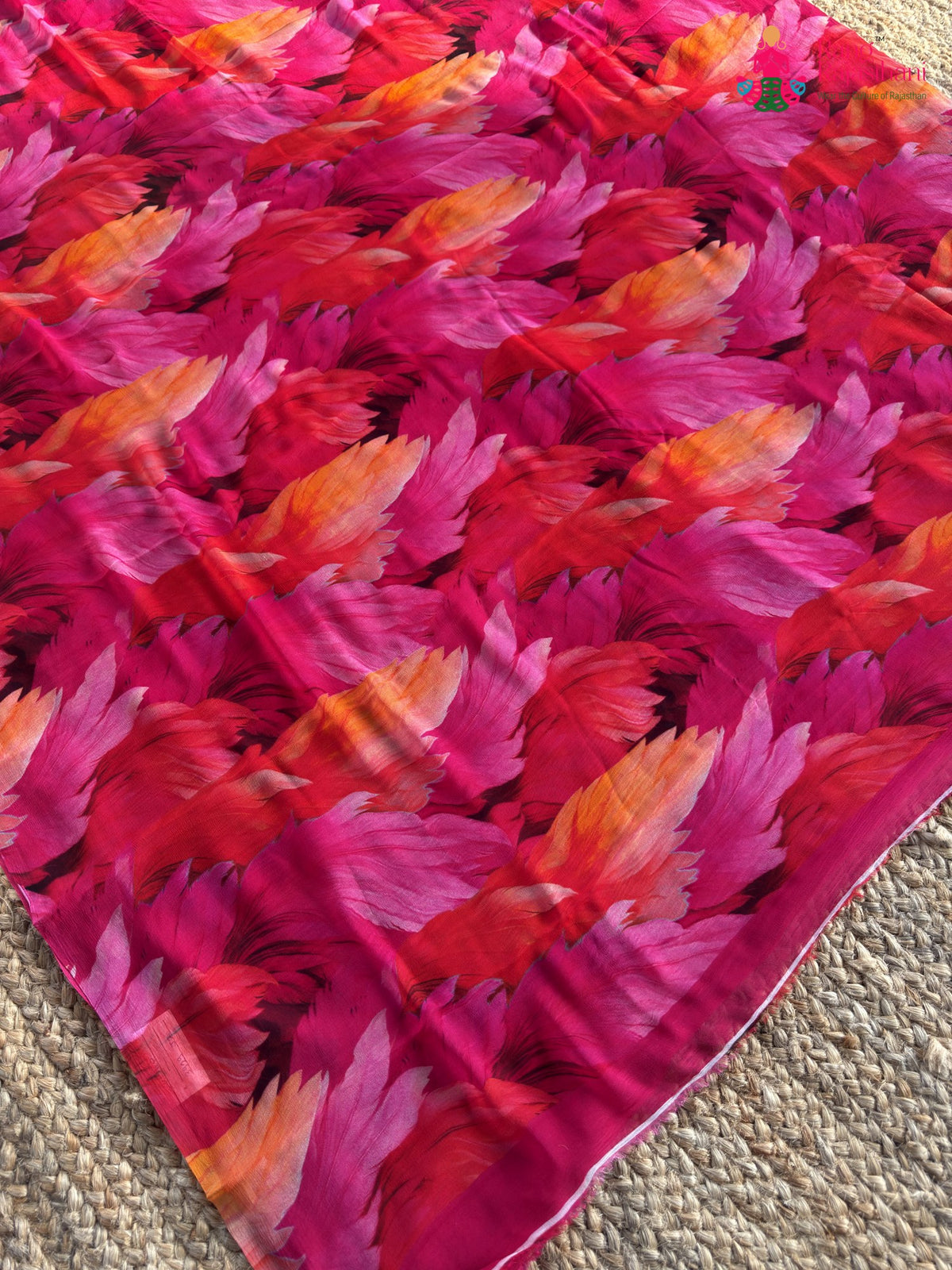 design pattern of rani pure chiffon printed saree