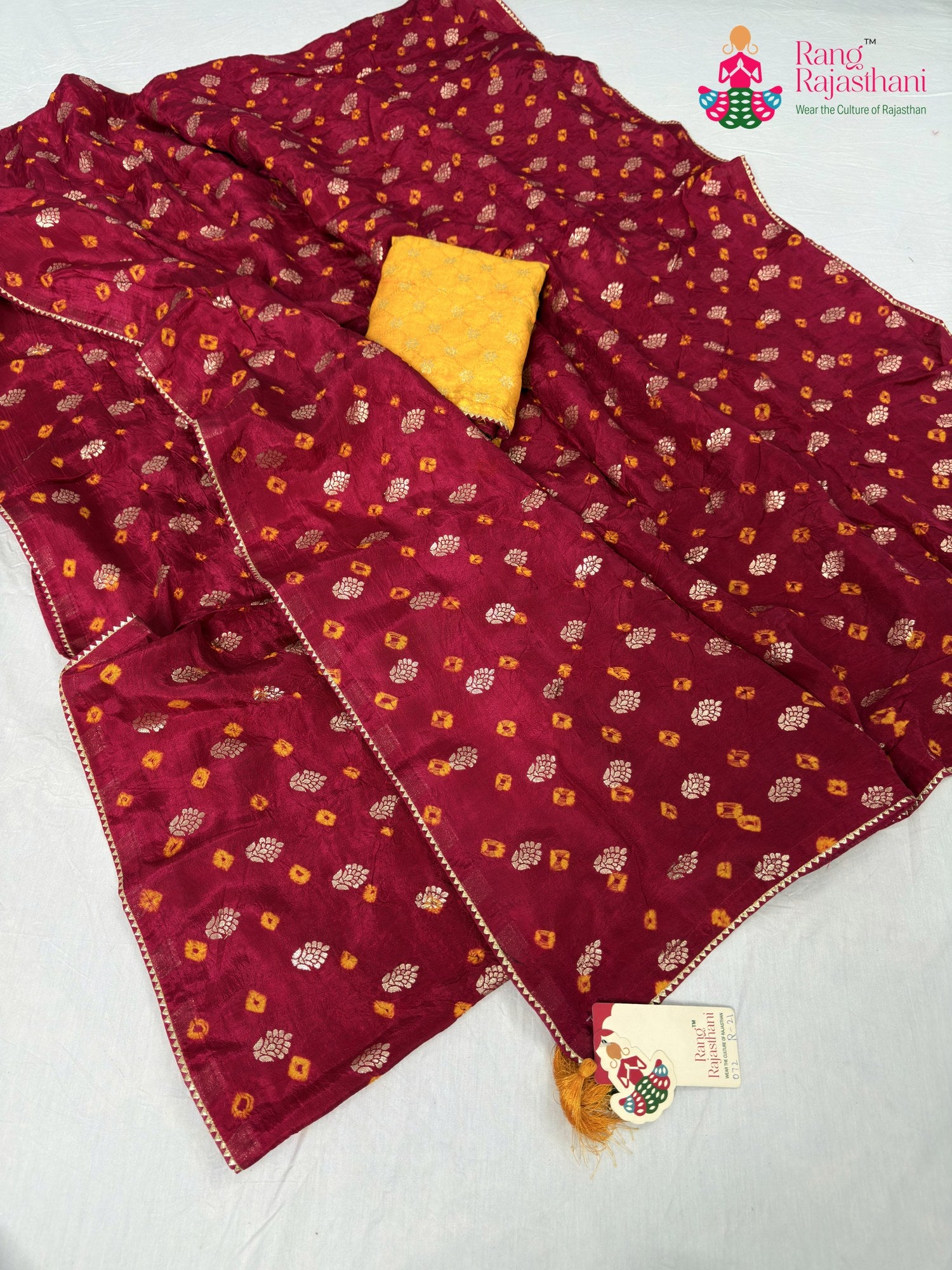 complete look of rani pure dola silk bandhani saree