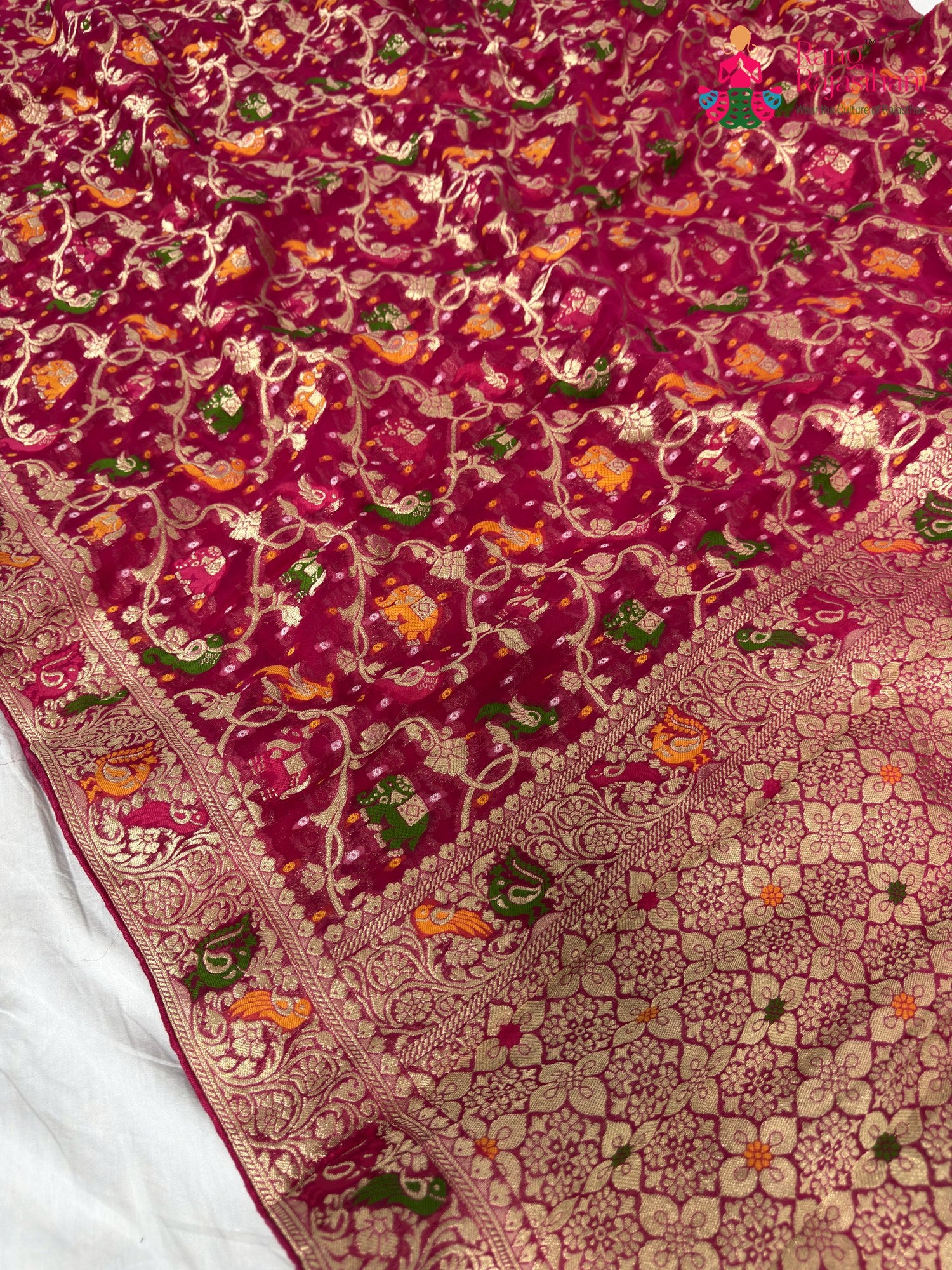 fabric texture of rani pure georgette khaddi saree