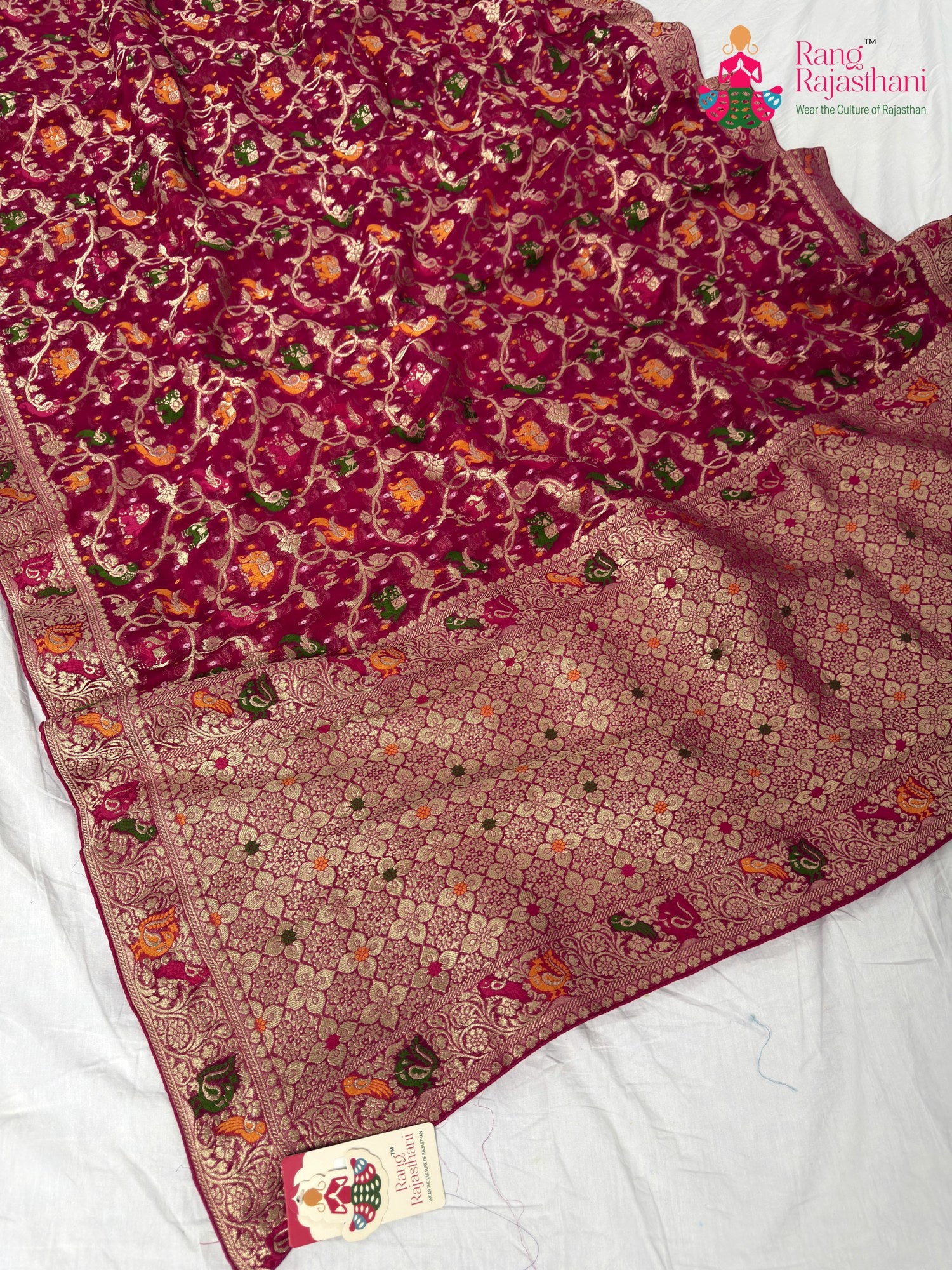 border detailing of rani pure georgette khaddi saree