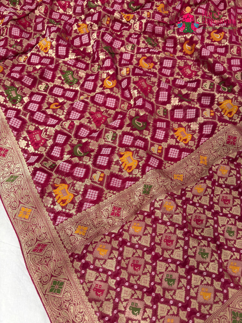 fabric texture of rani pure georgette khaddi saree