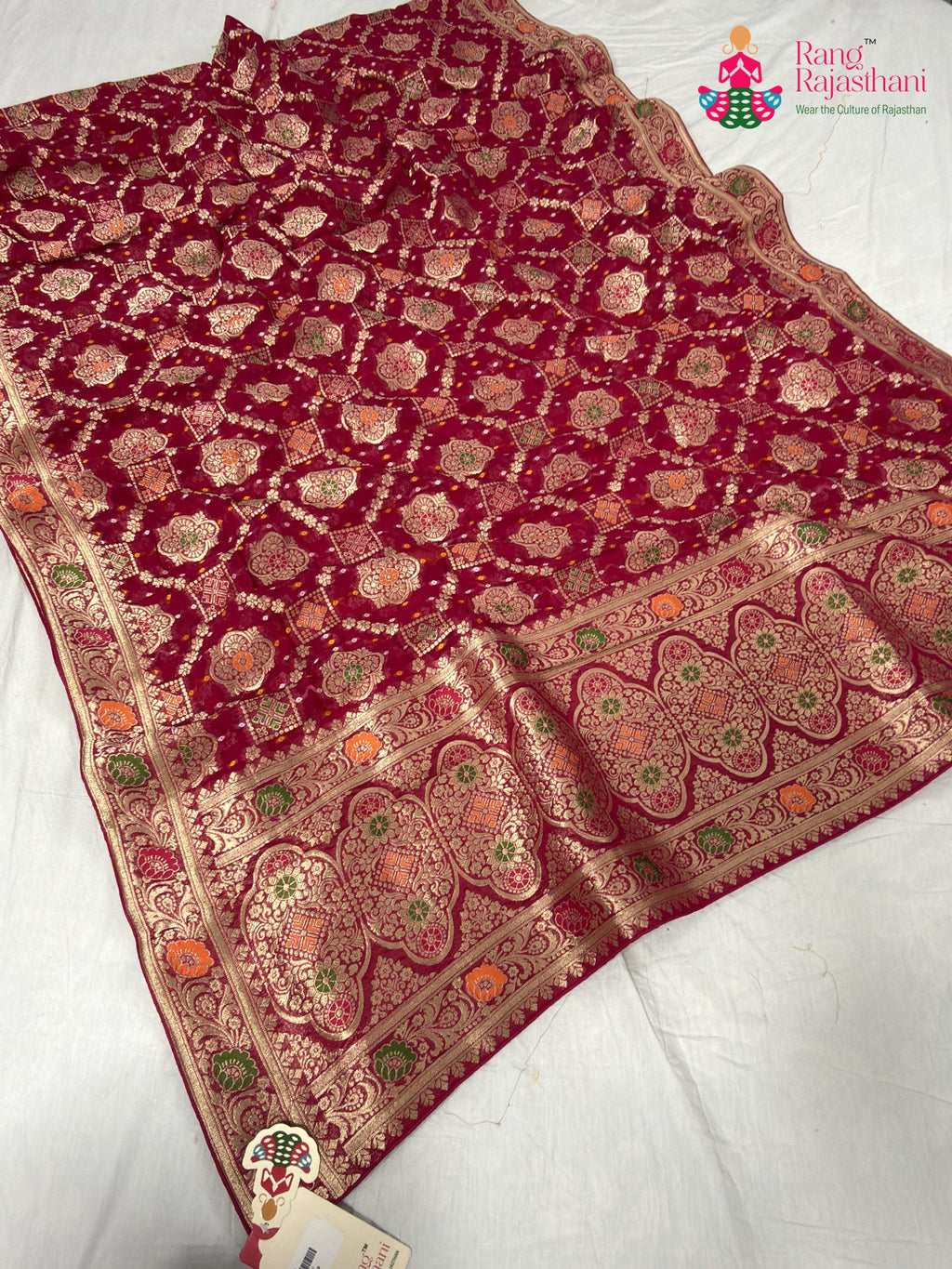 border detailing of rani pure georgette khaddi saree