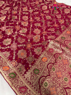 fabric texture of rani pure georgette khaddi saree
