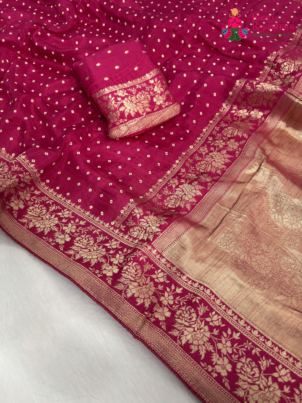 pallu detailing of rani pure khaddi georgette bandhani saree