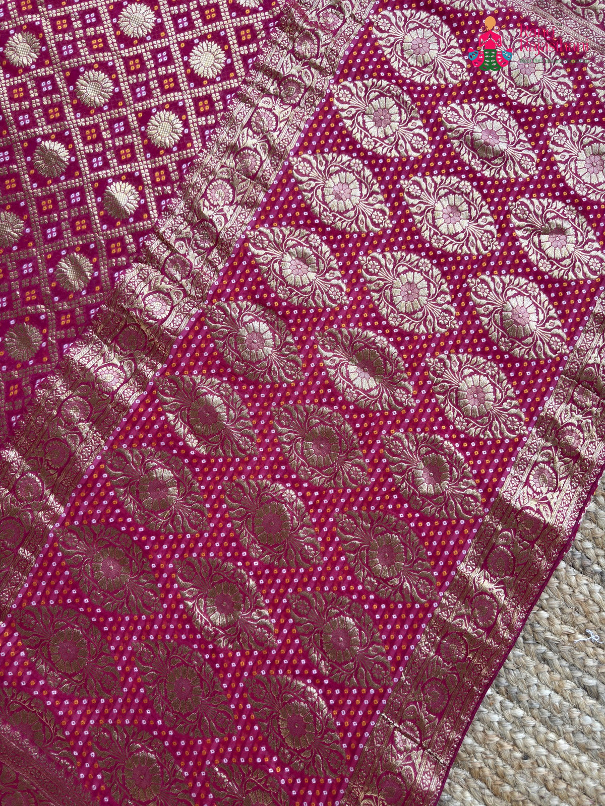 pallu detailing of rani soft georgette banarasi zari weave gharchola saree