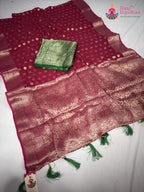 pallu detailing of rani soft georgette banarasi zari weave saree