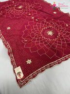 pallu detailing of rani synthetic bandhani saree