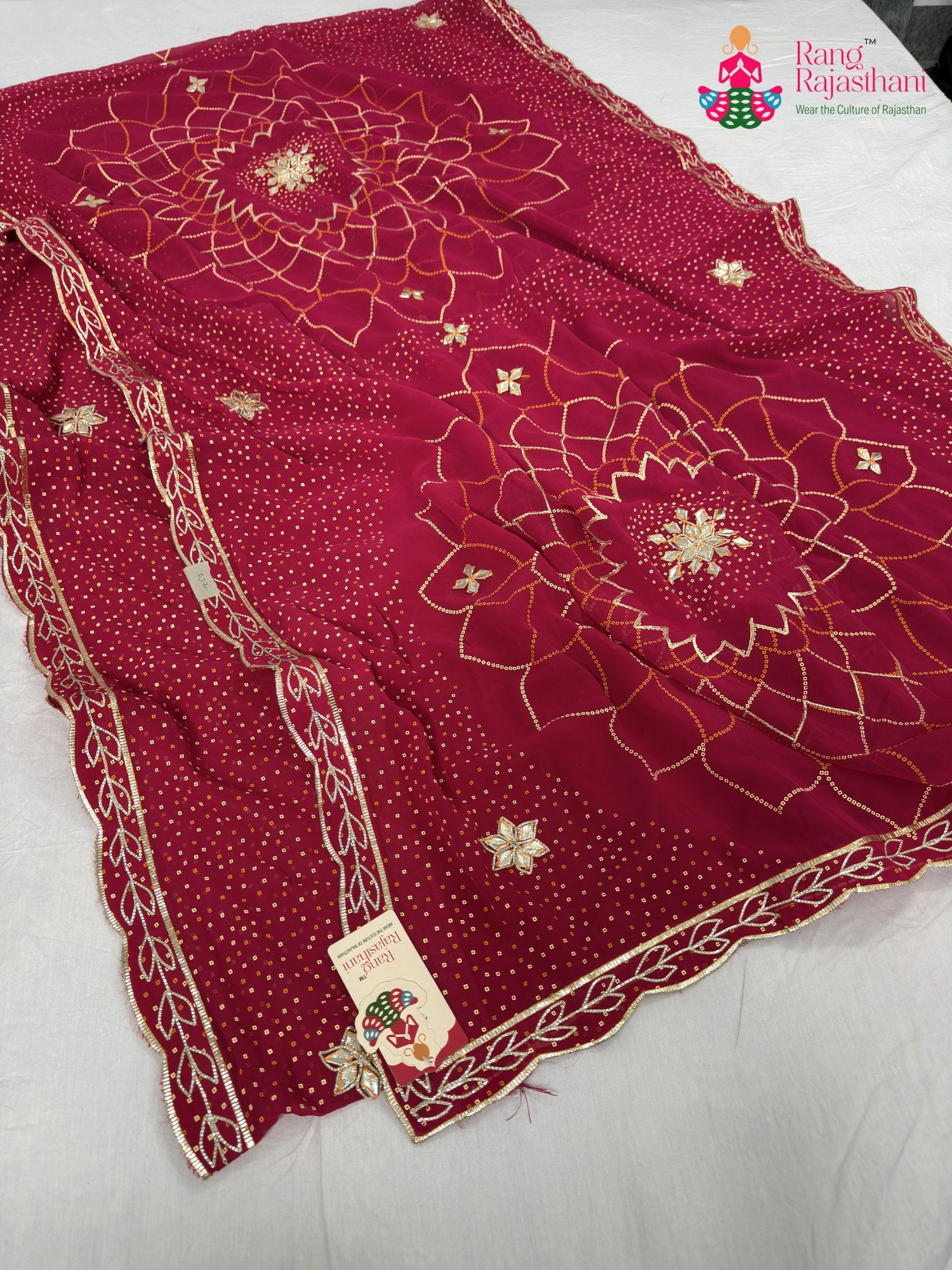 complete look of rani synthetic bandhani saree