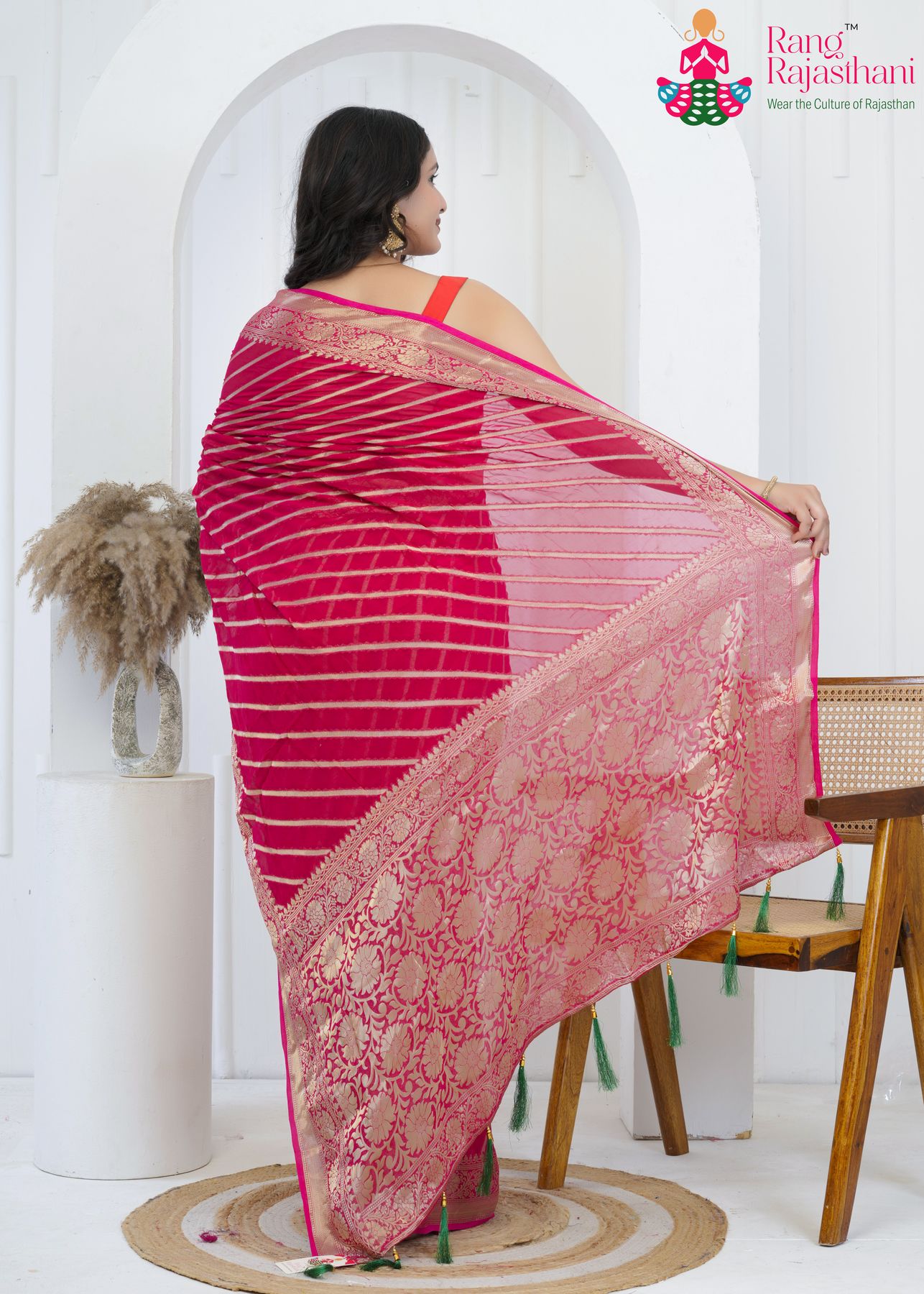 Rani Georgette Royal Saree : Banarasi Bloom Glow