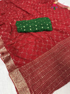 pallu detailing of red chinnon sequin saree