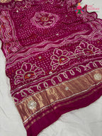 border detailing of red gajji silk bandhani dupatta 2484