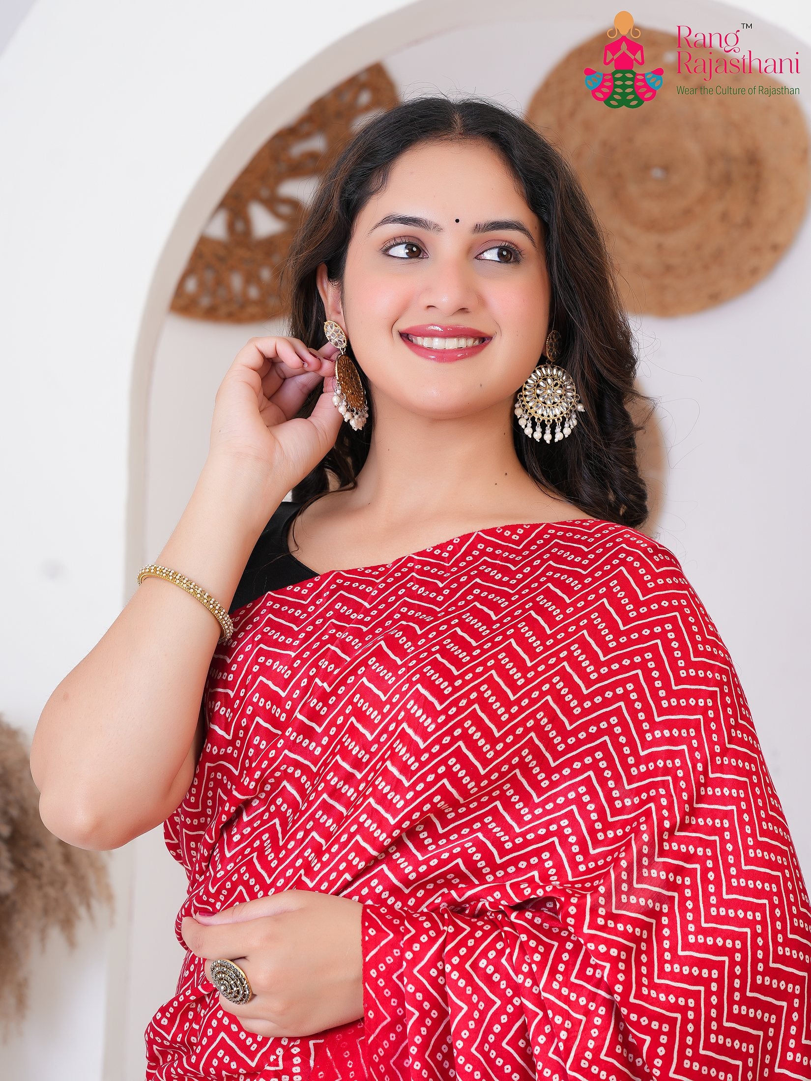 Red PureModalSilk saree with Printed close up detailing