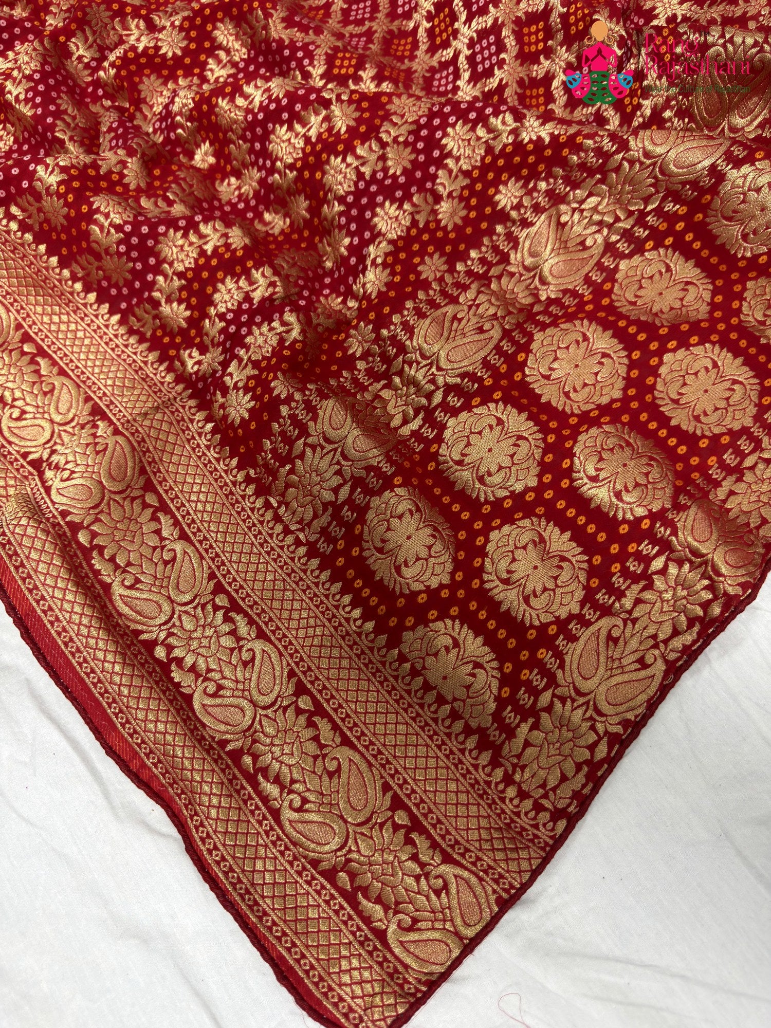 close up detailing of red soft georgette banarasi zari weave dupatta 2561
