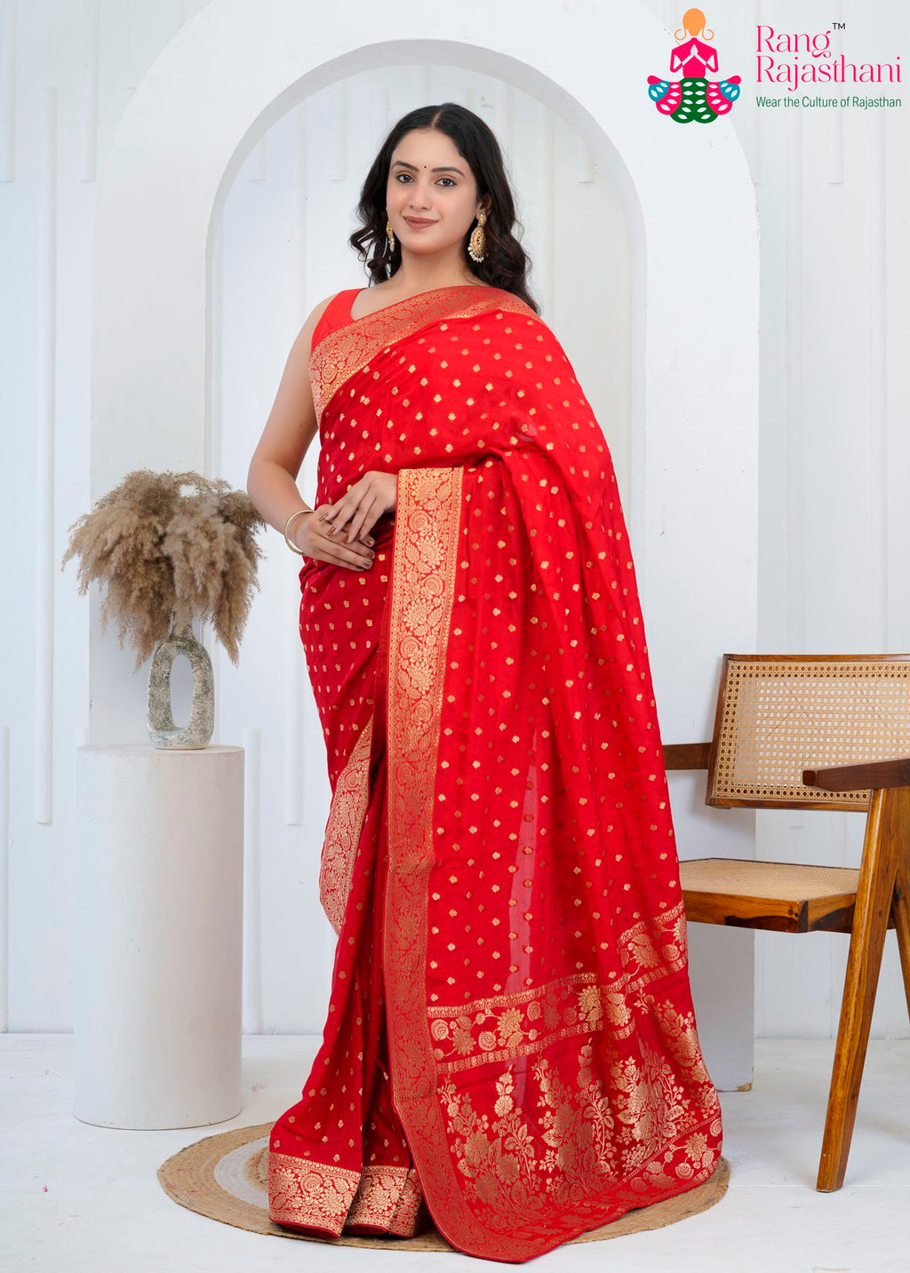 Red Pure Chinon Silk Banarasi Zari Saree : Devotional Glow