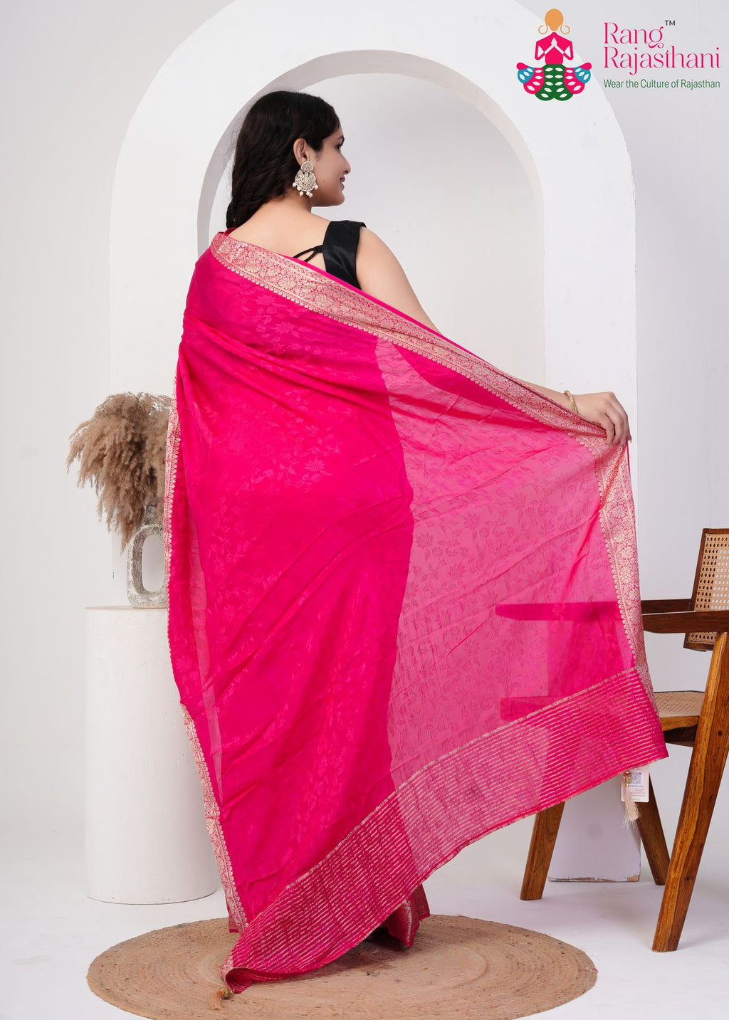 Gajri Pure saree with Zari Work back view