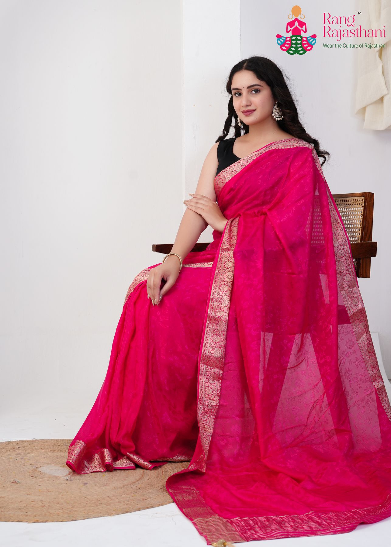gajri pure saree with zari work for festive celebration gallery view 1