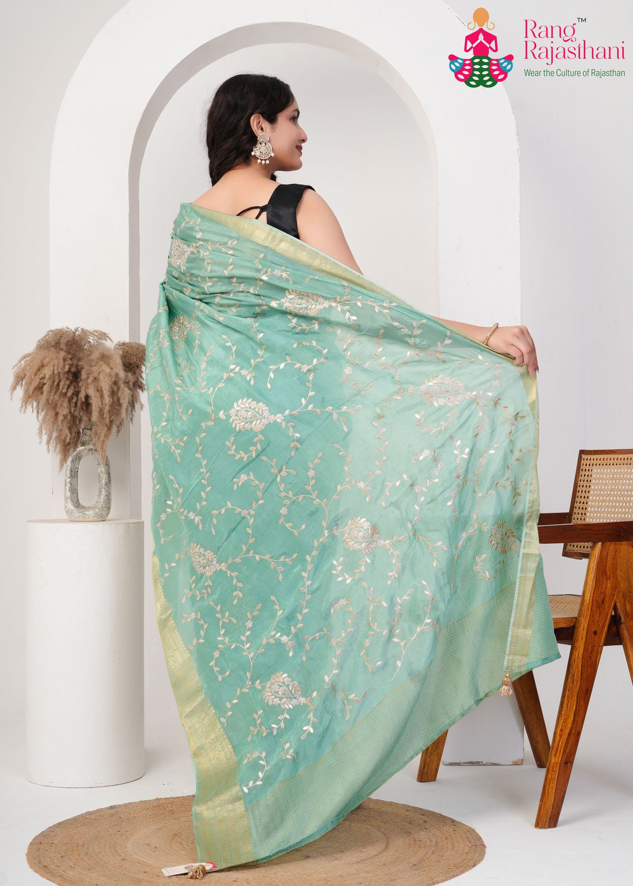 Sea Green Silk Jaal Beauty Saree : Aangan Collection