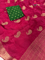 fabric texture of soft rani fabric saree