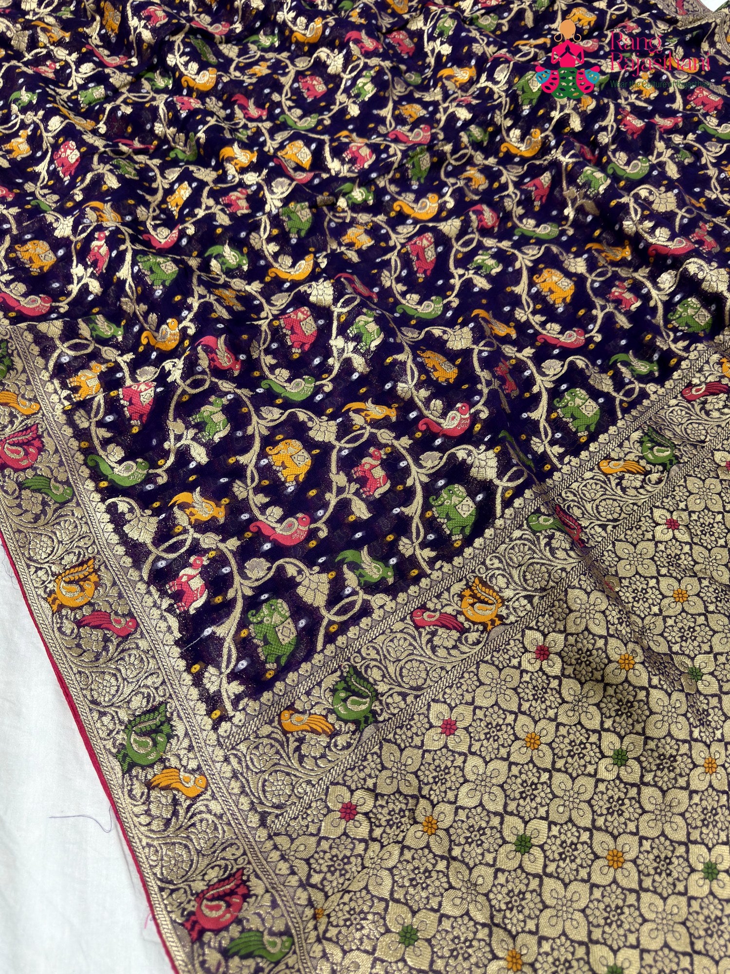 fabric texture of violet pure georgette khaddi saree