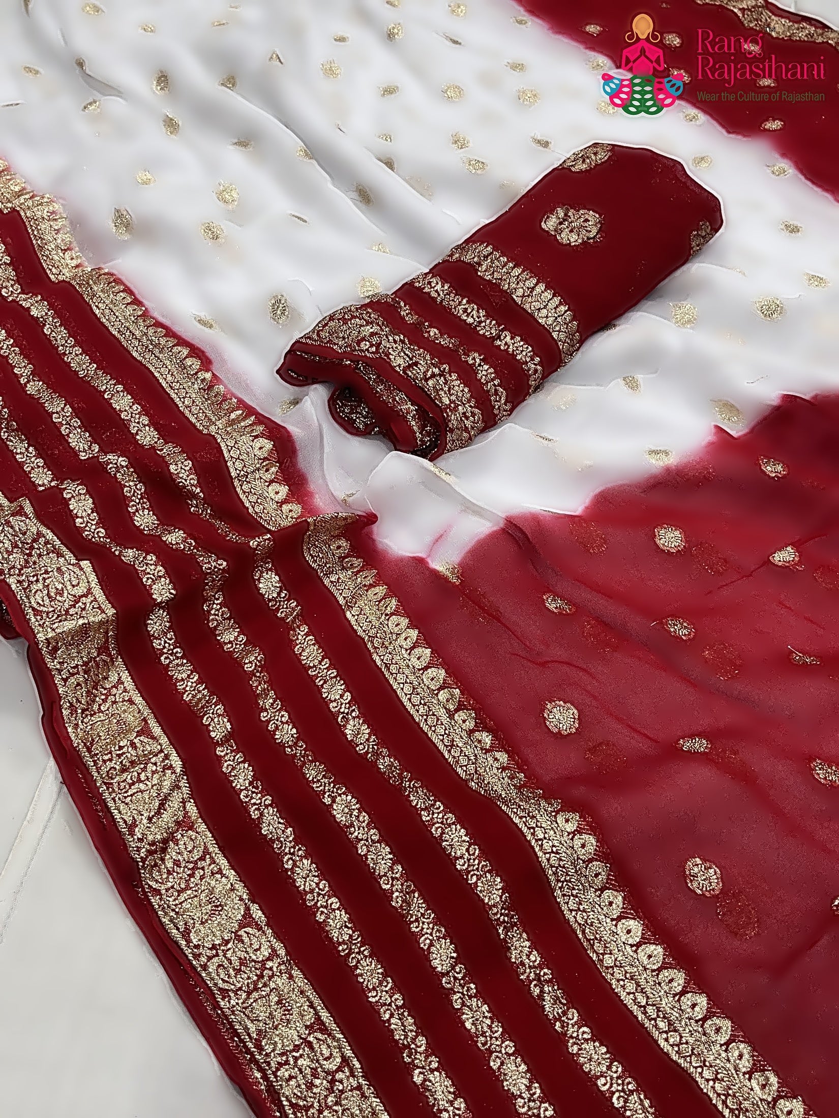 White Khaddi Banarasi Zari Weave Saree : Classic Grace