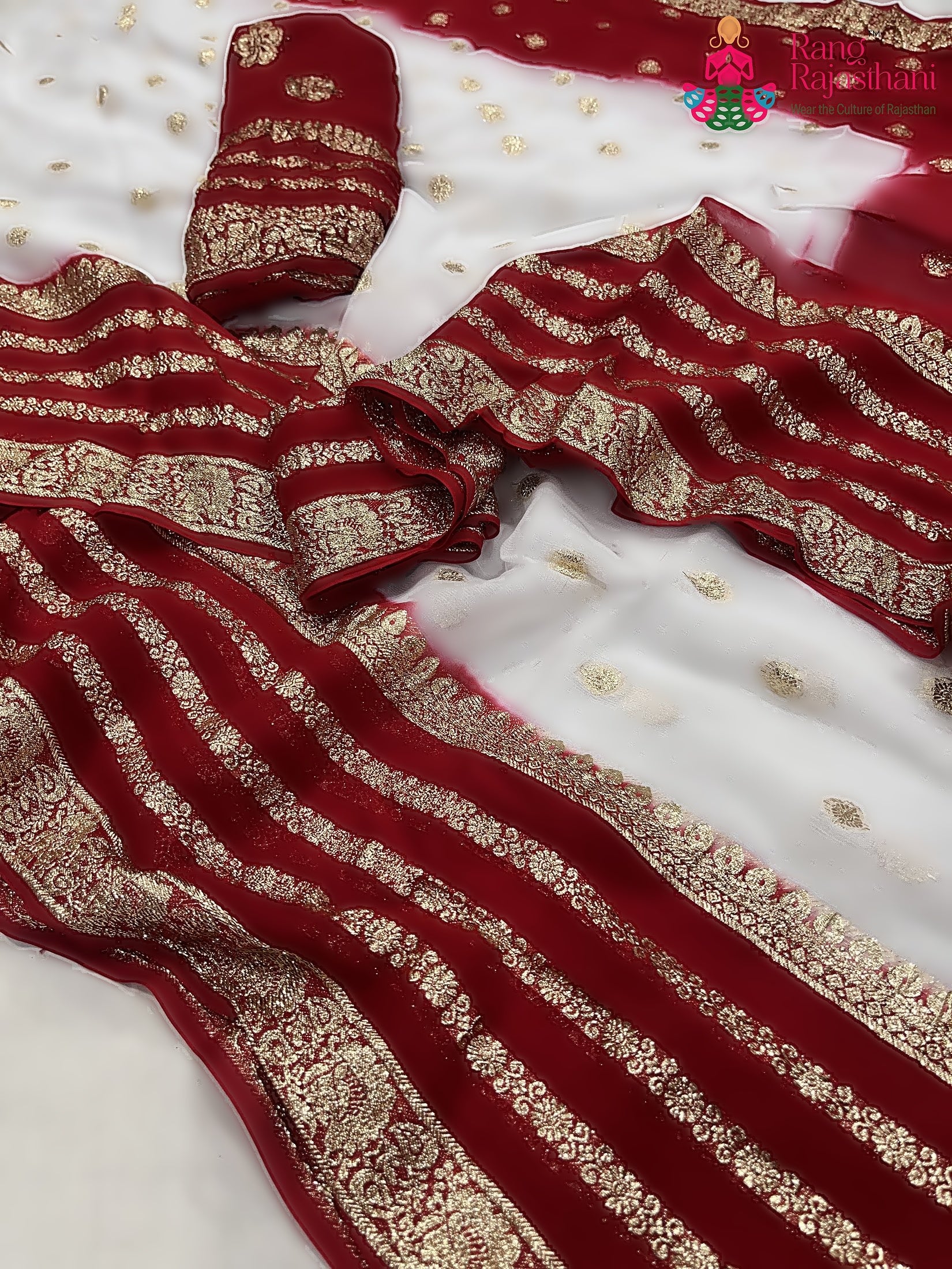 White Khaddi Banarasi Zari Weave Saree : Classic Grace