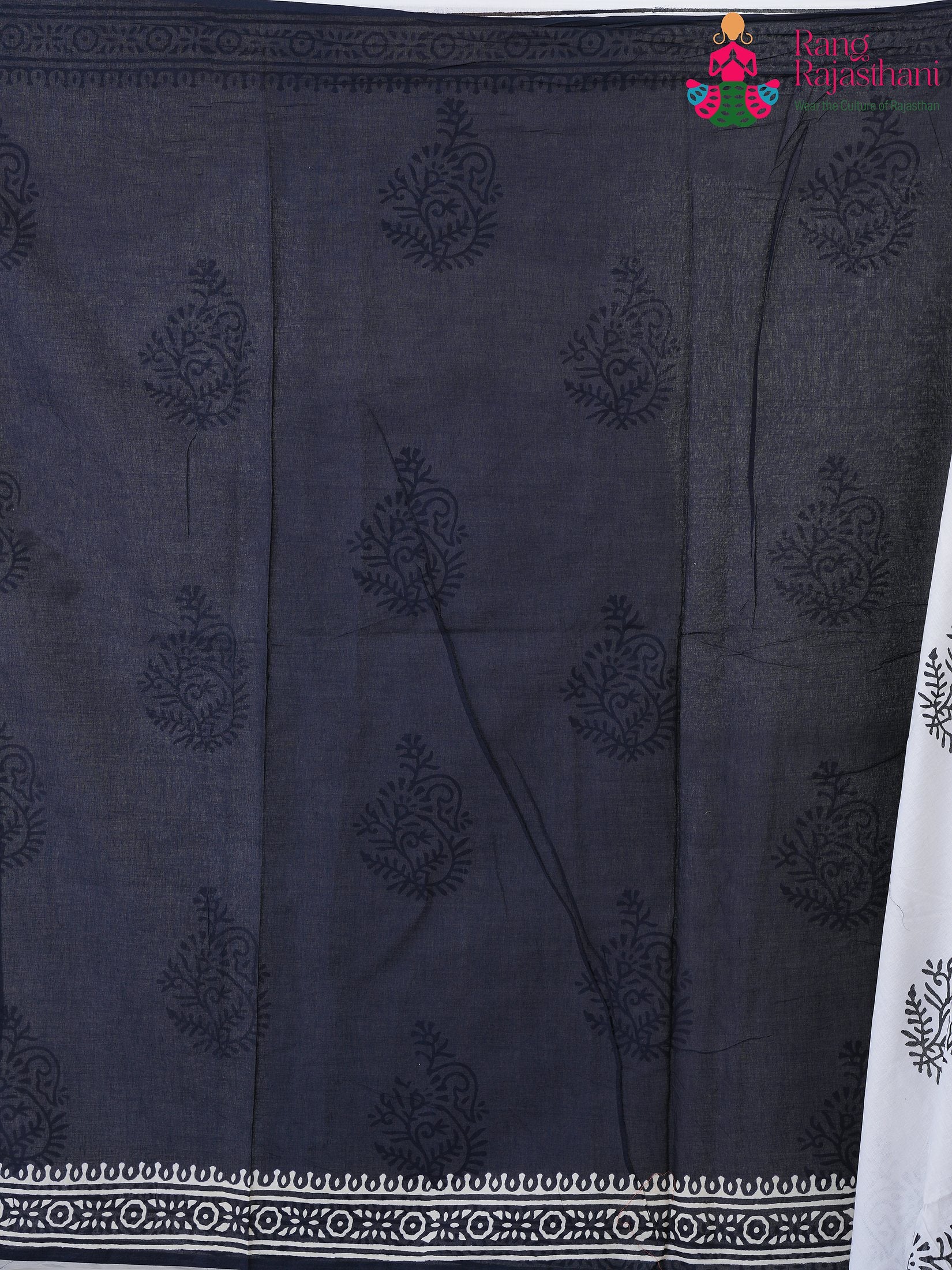 White Cotton saree with Printed pleats view