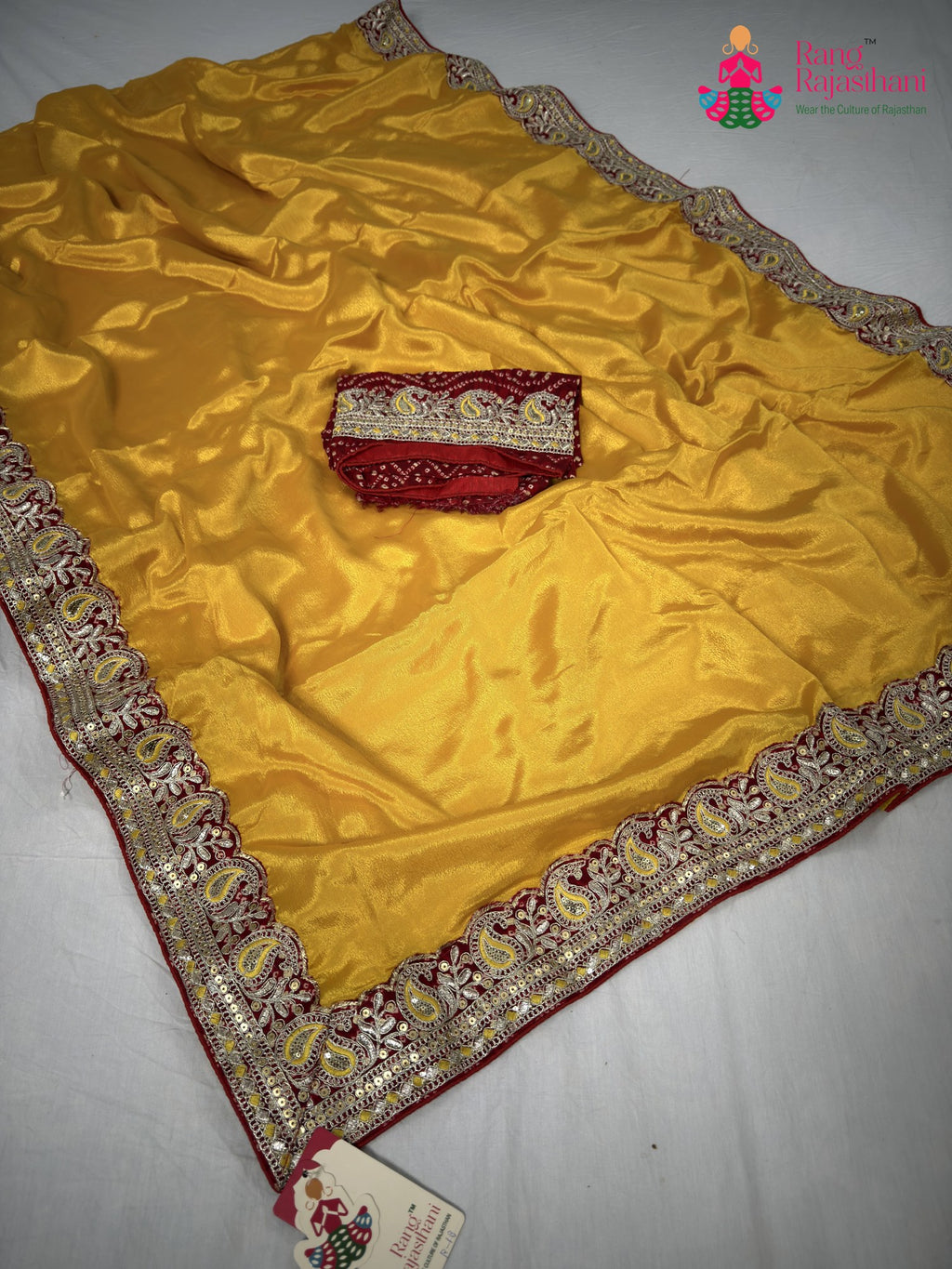 fabric texture of yellow fabric saree